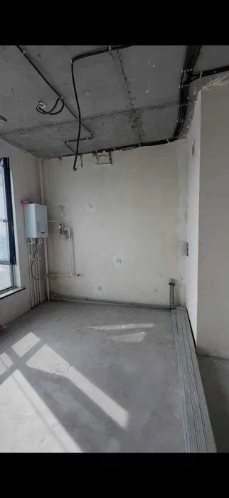Продается квартира в Мирзо Улугбекском районе ЖК OzMahal 2/8/15 58 КВ.