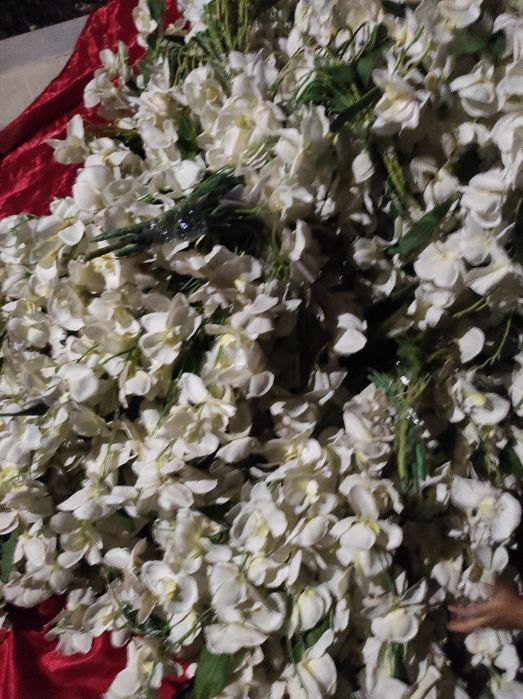 Оформления афармления декоратсия гуллари сотилади ишлатилган холатта