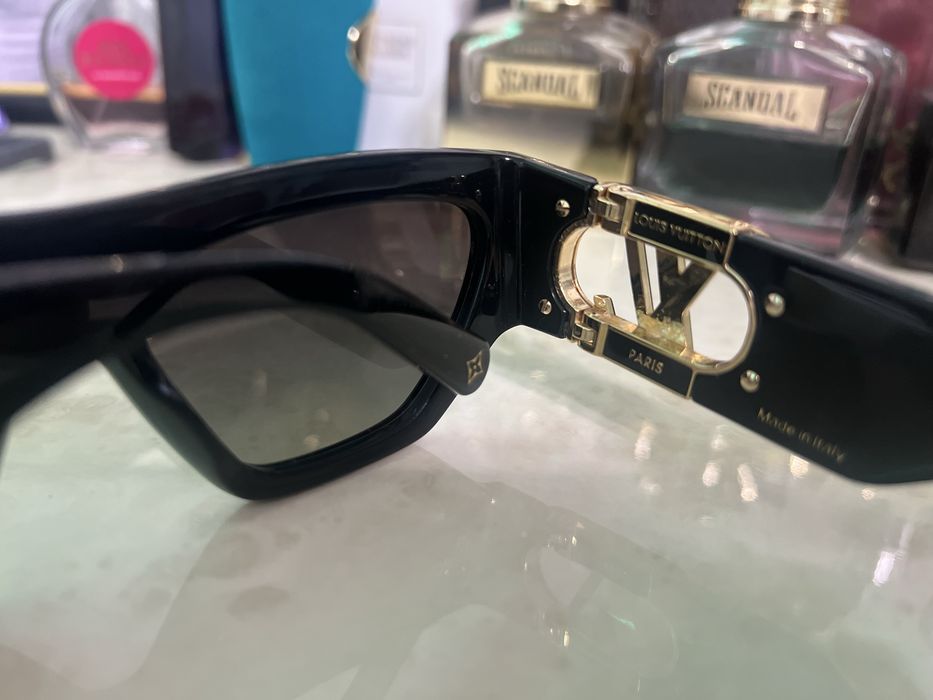 Louis vuitton Link Cat Eye Sunglasses