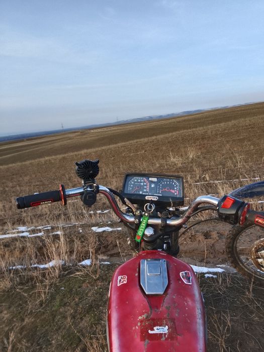 Мотоцикл в хорошем состоянии