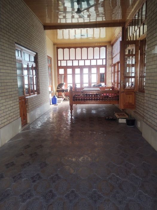 Uy sotiladi 3 sotuq srochna