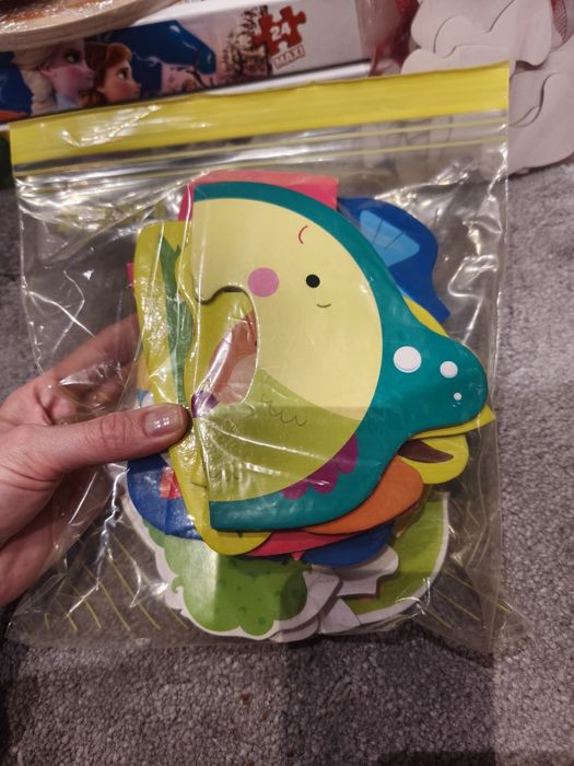 Дървени играчки и пъзели