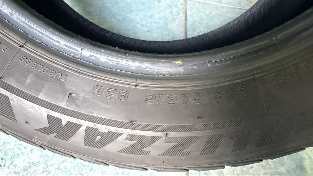 205/60/16 M+S 4 buc Bridgestone Blizzak