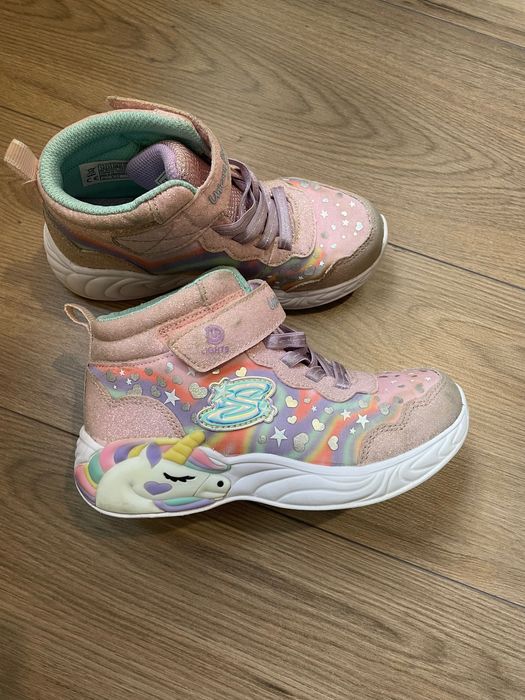 Детски светещи обувки Skechers  28,5