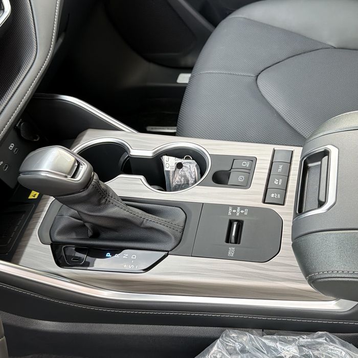 Toyota highlander limited 2.5 hybrid