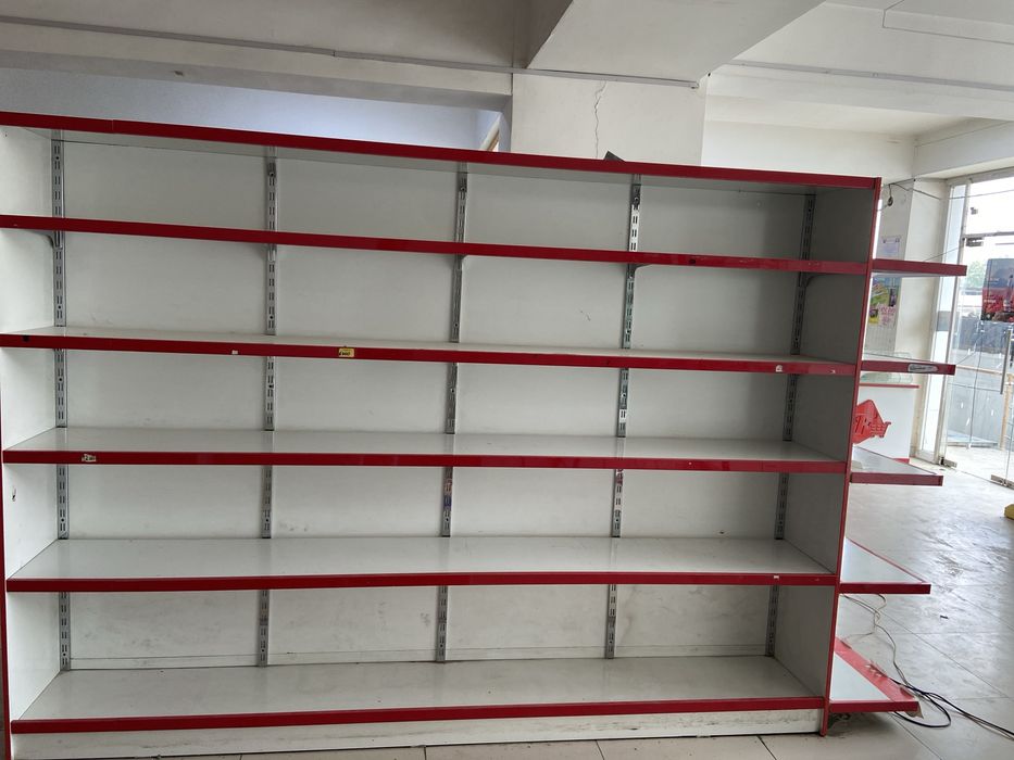 Dokon uchun vetrina garantya