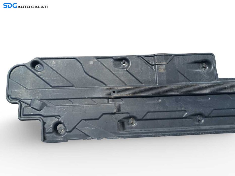 Scut Protectie Plastic Lateral Prag Stanga Mercedes Clasa C Class W204 2007 - 2014 Cod A2046100108 A2046101108 [LN0040]
