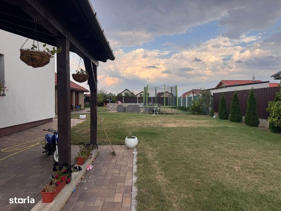 Casa individuala, carport, curte superba, Cristian, Sibiu