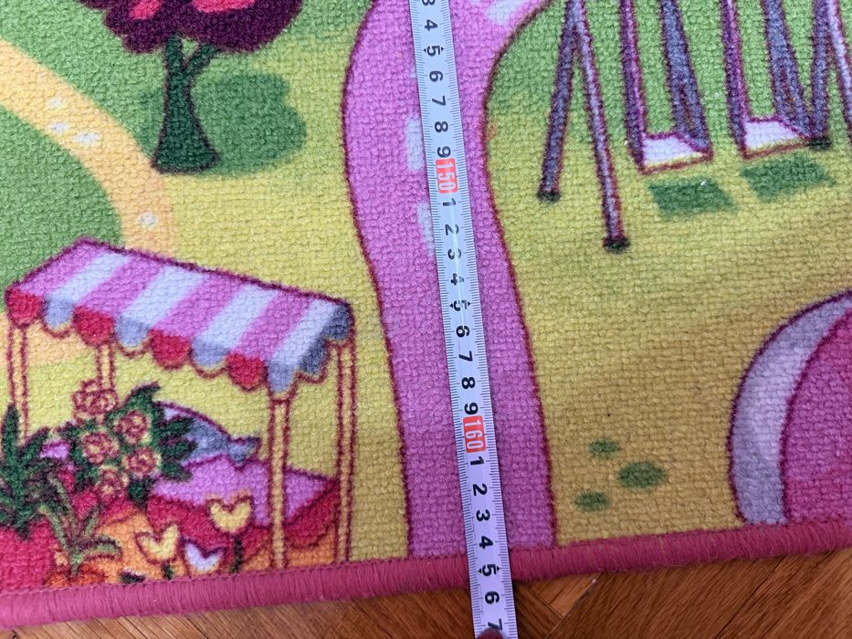 Килим за детска стая на момиче