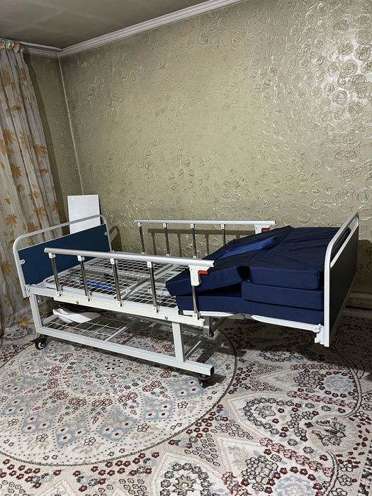 Мед кровать для лежащих