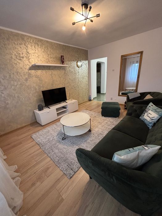 Apartament de inchiriat