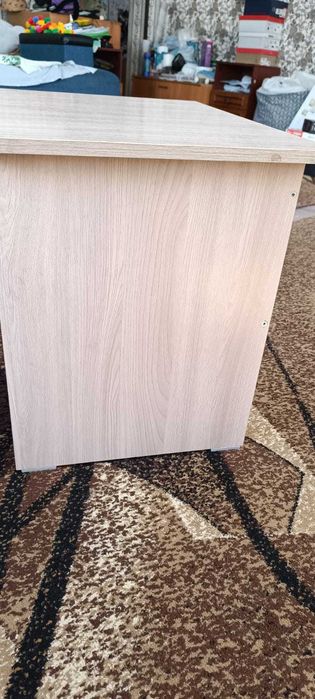 Продам детский стол в хорошем сотоянии