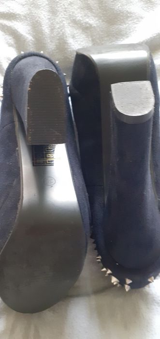 Vand pantofi de dama marimea 38-39