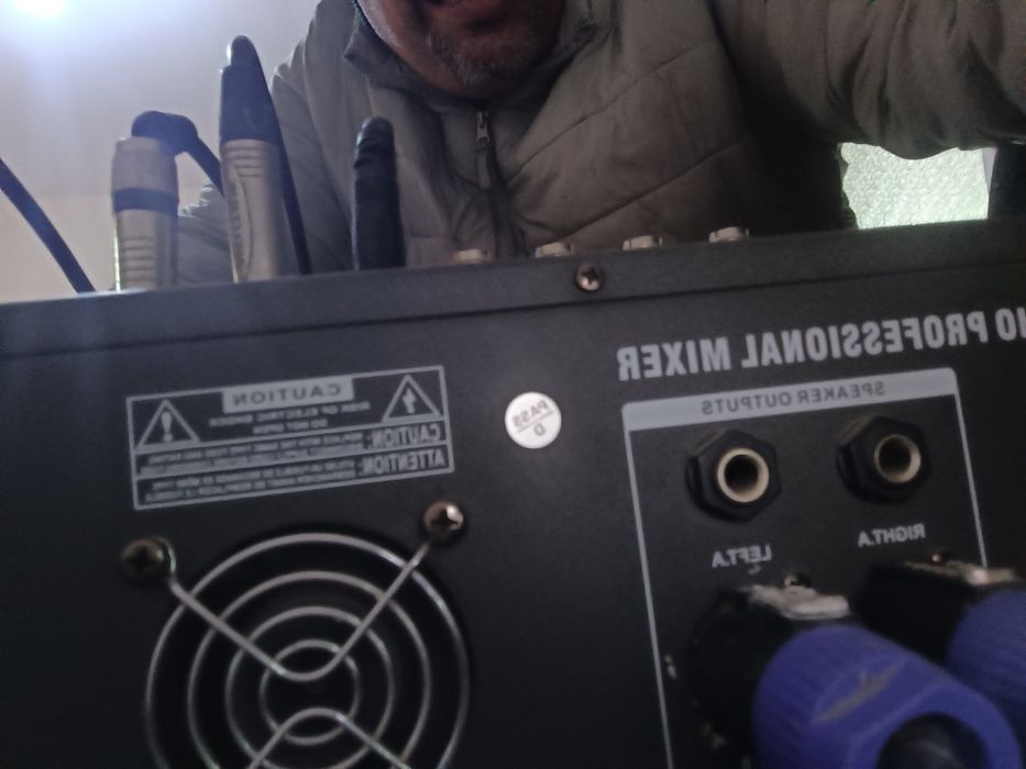 Amplificator cu boxe