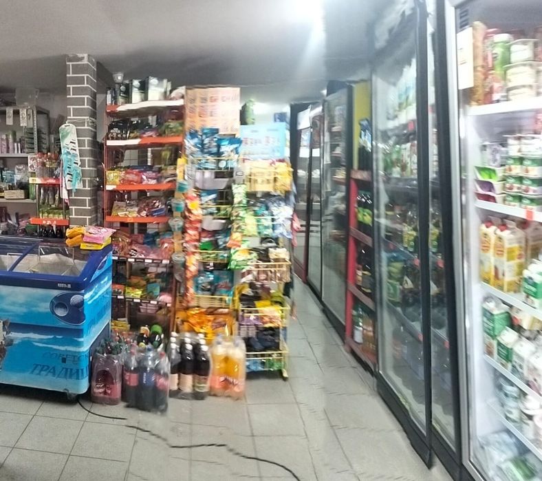 Магазин на правом берегу