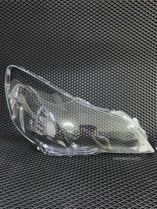Subaru Outback Стекла Фары