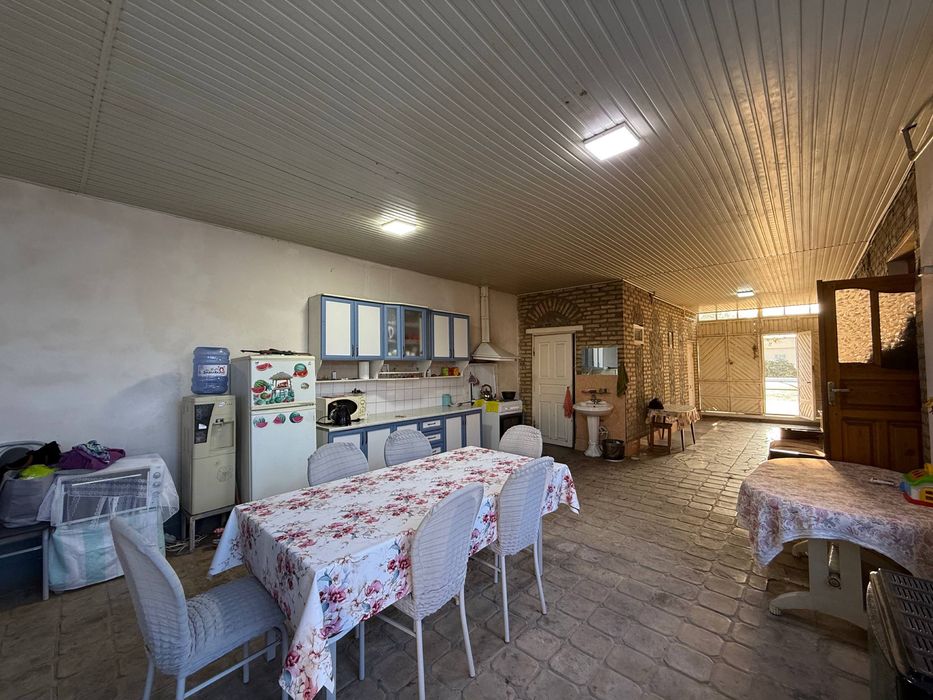 Tayyor 4.5 sotiqli hovli sotiladi