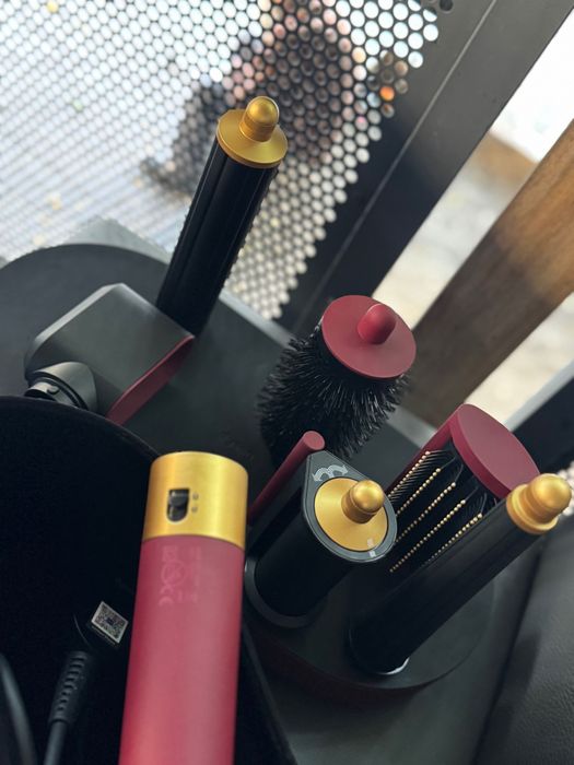 Dyson Airwrap ID curl Red Velvet HS08