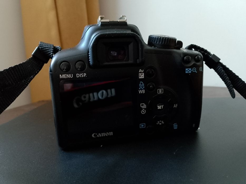 Canon EOS 1000D / camera/