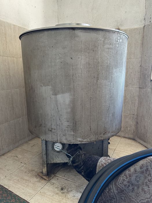 Вана за мляко 300 литра