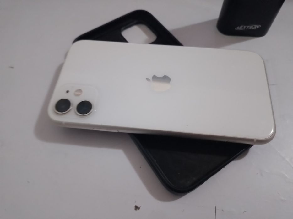 IPhone 11 состояние хорошее