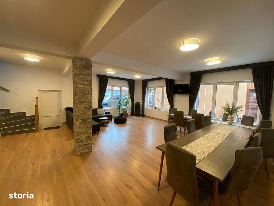 Vila/Pensiune + Casa, Teren 50 arii,  Sovata