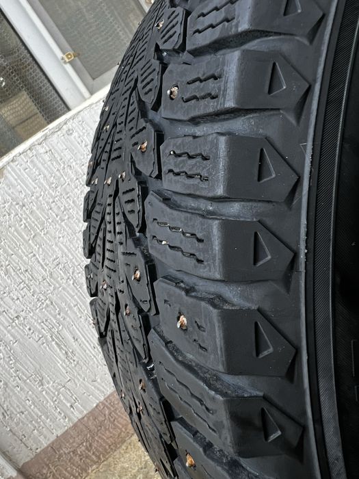 Kumho шипы 225.45 R17