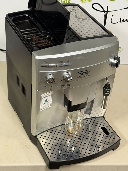 Кафемашина кафе автомат delonghi magnifica с гаранция
