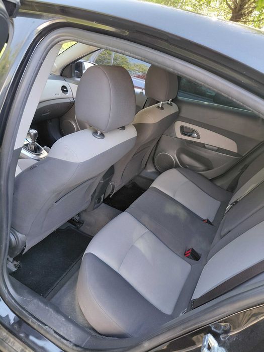 Chevrolet Cruze 1.8 LT