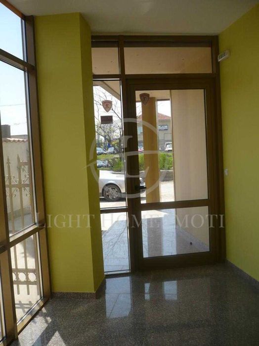 Реф. 100 Офис / Карловско шосе