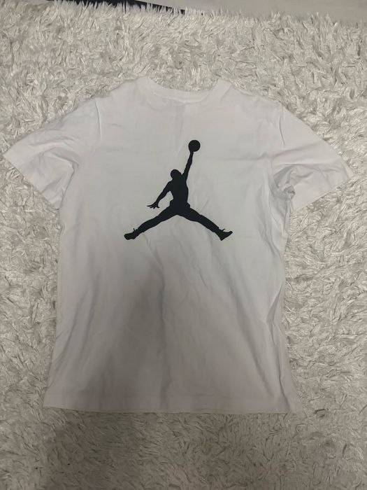 tricou jordan marimea M