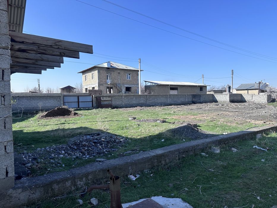 Йер учаска пулот дархонга жойлашкан