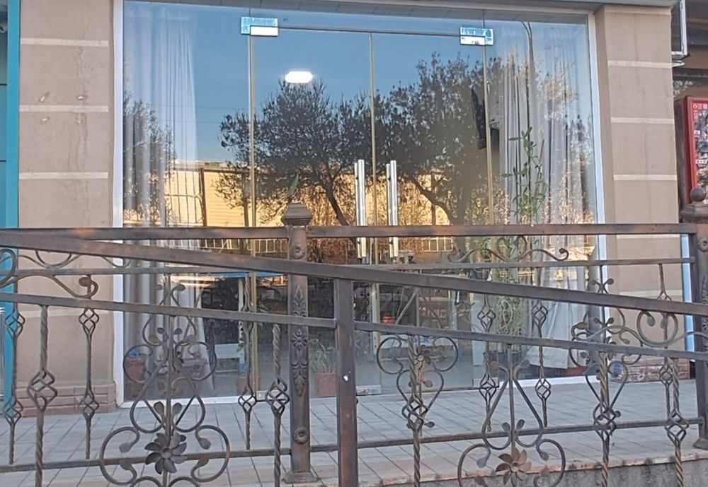 Продаётся помещение под  бизнес, 53м²,Фэмили паркДСК