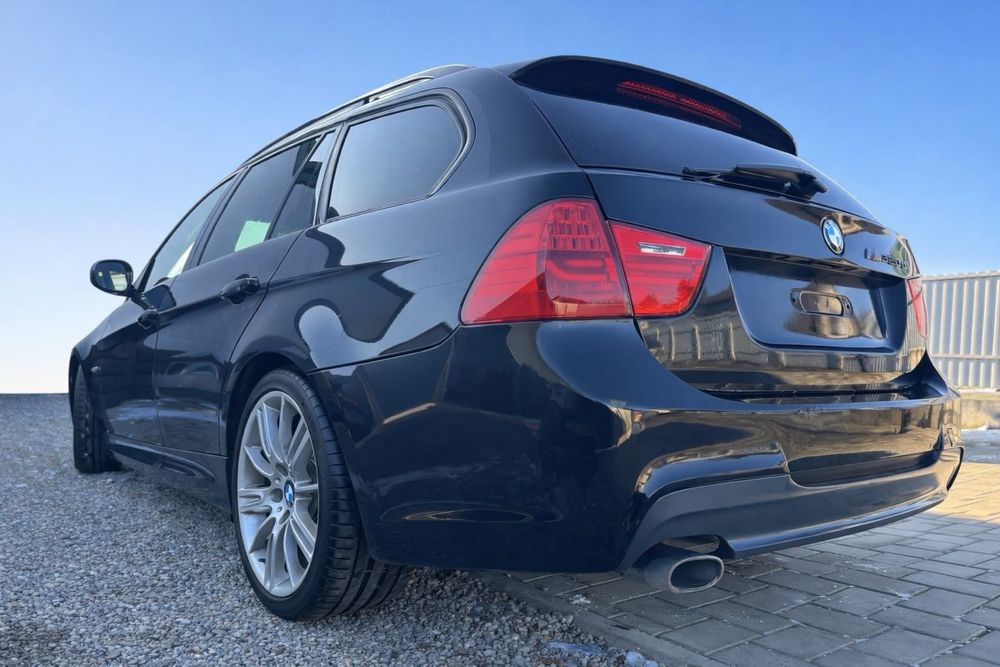 Dezmembrez BMW 320d LCI an 2009 N47 2.0d 177 cp,Recaro incalzit,xenon