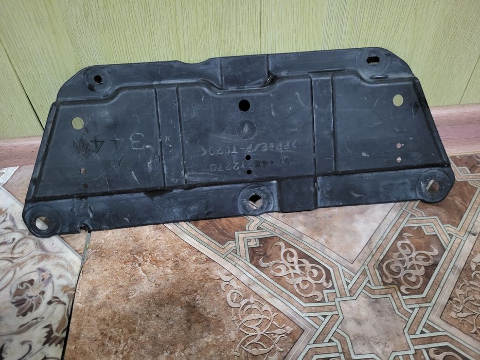 Защита двигателя Пыльник двс