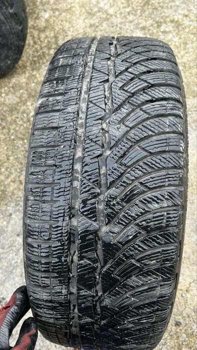 Използвани гуми с размер 225/45r18 95v (4 броя )