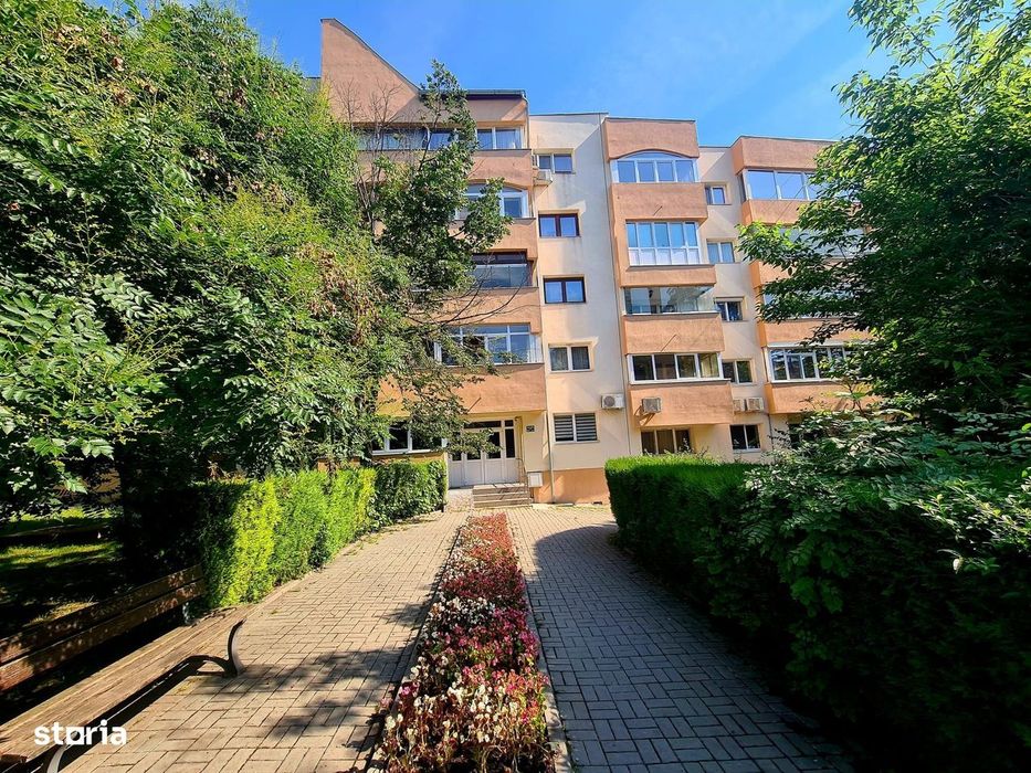 Apartament 3 camere / Calea lui Traian / Boxa inclusa