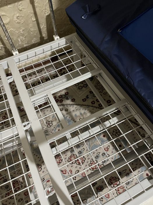 Мед кровать для лежащих