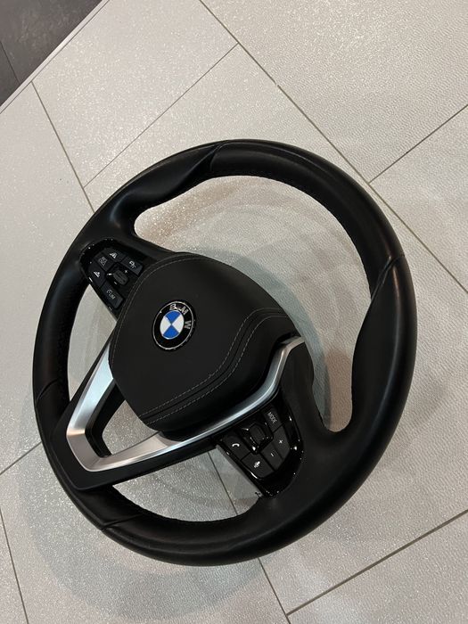 Volan bmw g30 an 2021