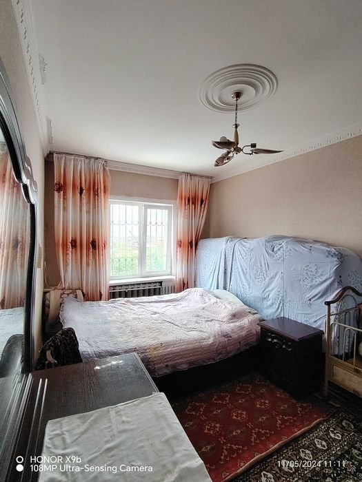 Сергели тумани Куйлик 6 дахаси 6 уй 120 квм метрога 100 метр