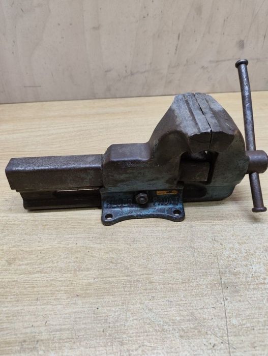 Немско менгеме Heuer от закалена стомана