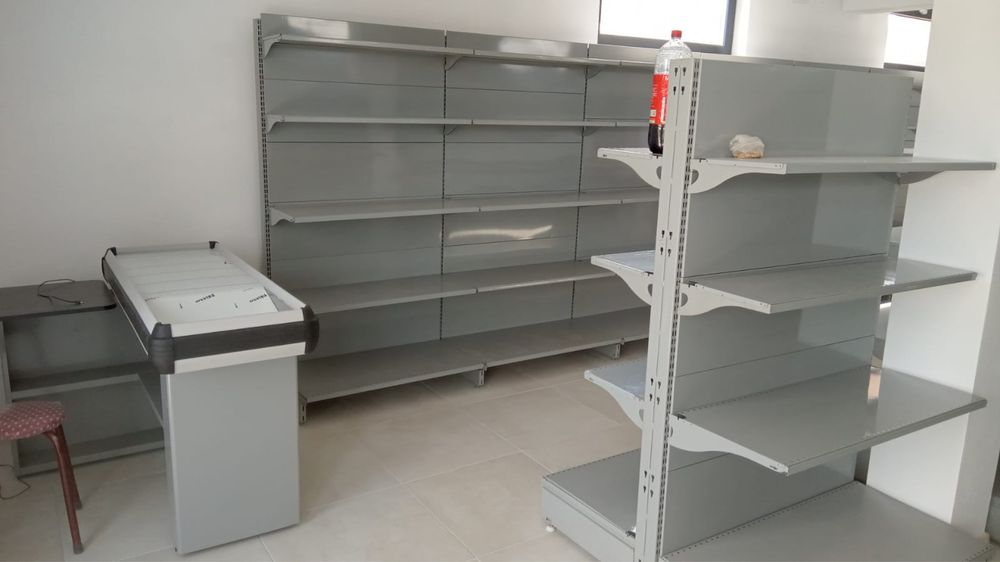 Rafturi metalice