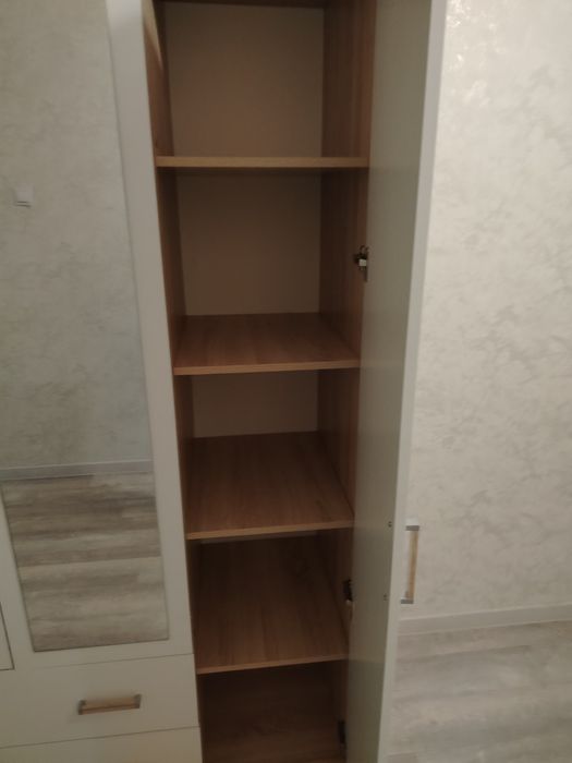 Продаю спальни гарнитур