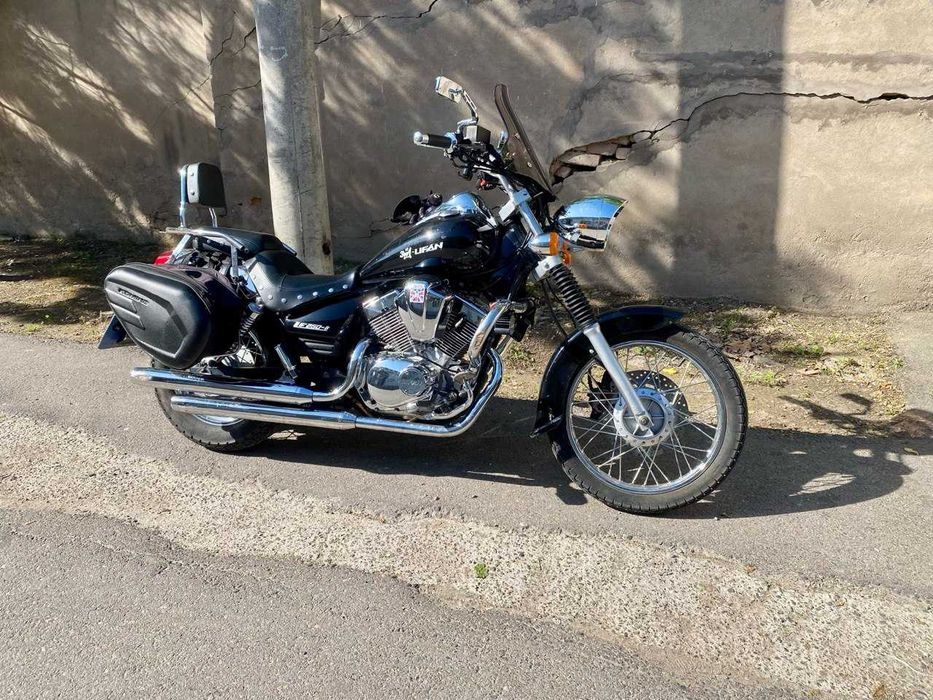 Продается чоппер Lifan LF250-B