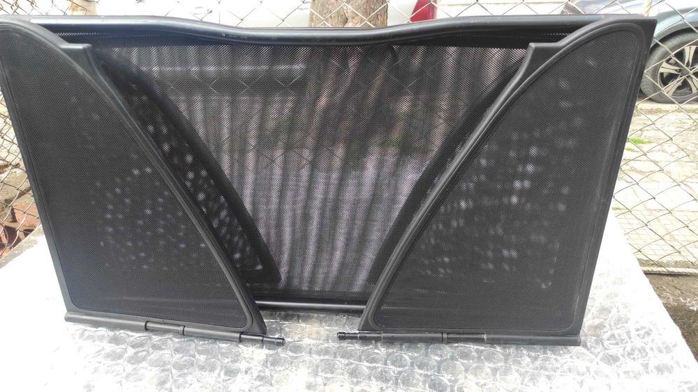 Щора за вятър, ветробран, уиндшот  E46 cabrio

500 лева