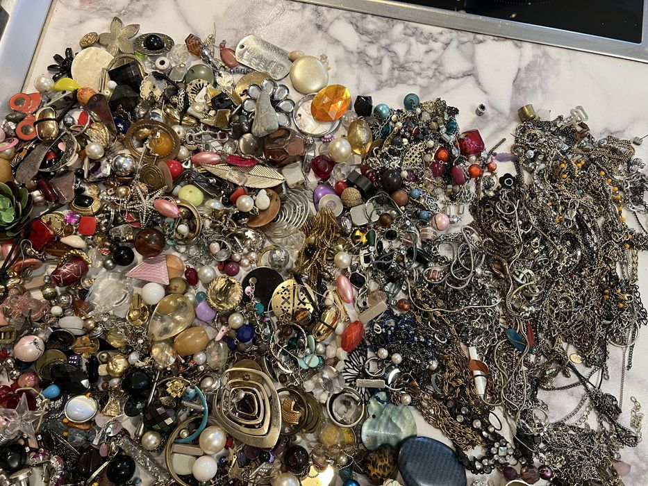 Bijuterii gablonturi accesorii
