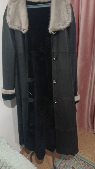 Продам дублёнку натуралный кожа