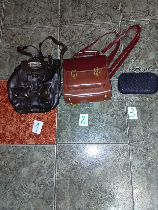 Дамска чанта на Марк Шантал , дамски ранички и чанта,,клъч"