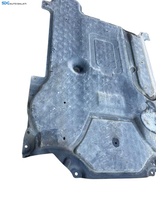 Scut Motor Plastic Mercedes Clasa C Class W204 2007 - 2014 Cod A2045202223 [B4344]