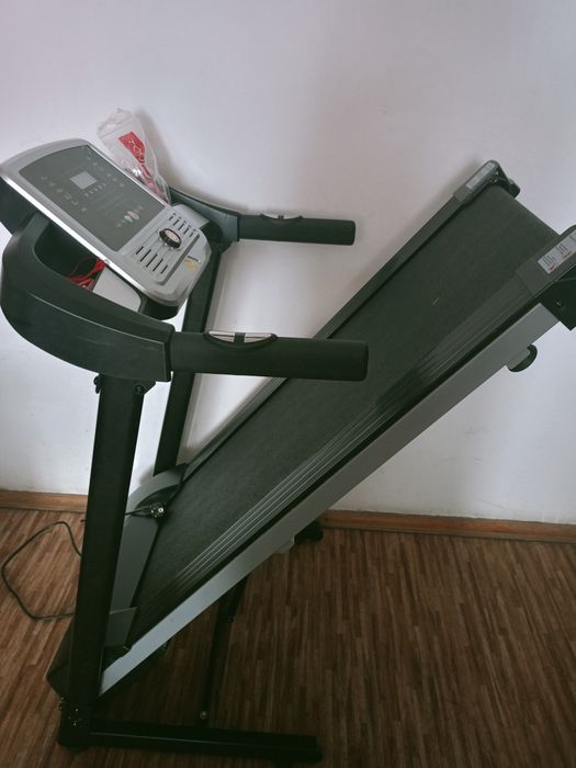 Беговая дорожка.